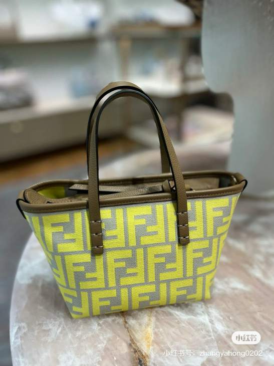 Picture of Fendi Handbags 2 _SKUfw237500857fw